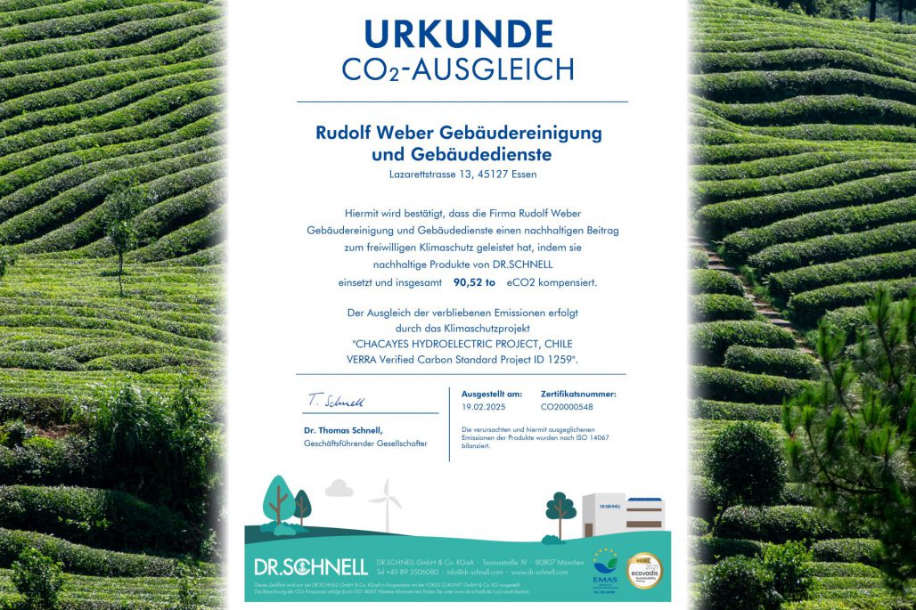 Eine Urkunde bestätigt die Einsparung von 90 Tonnen CO2 im Jahr 2024.